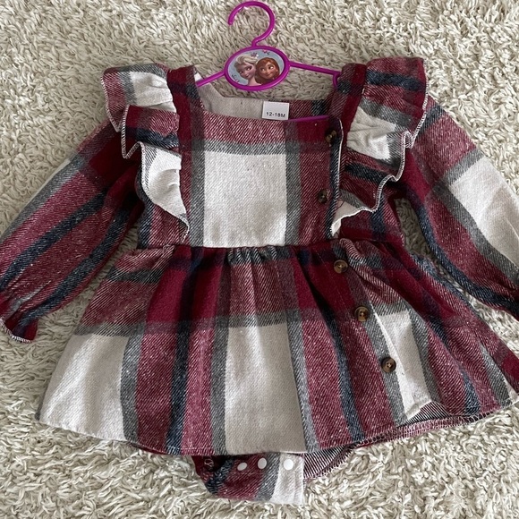 Baby Girl Romper - Picture 4 of 14